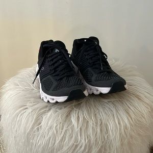 On Cloud Sneakwrs, 6.5, Grey